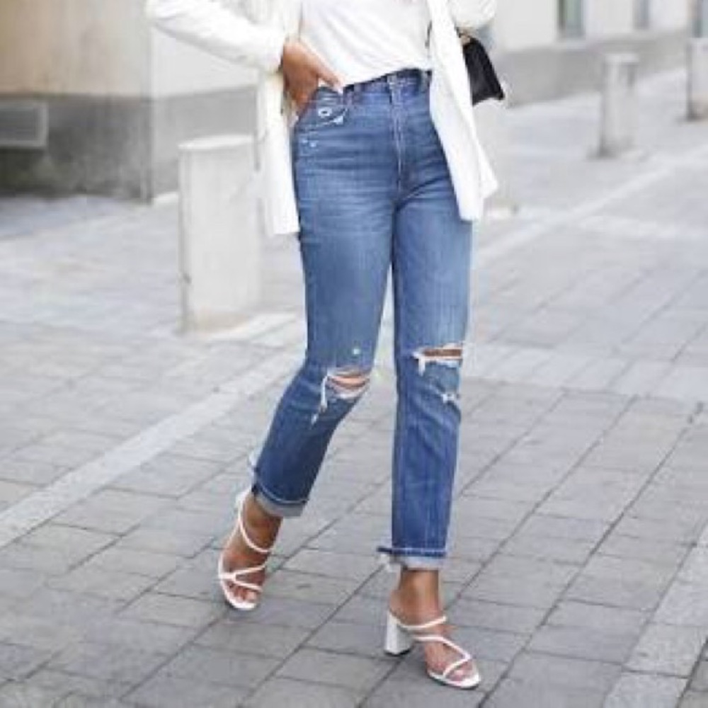 Abercrombie & Fitch Denim Blue The 90s straight destroyed jeans in New like con
